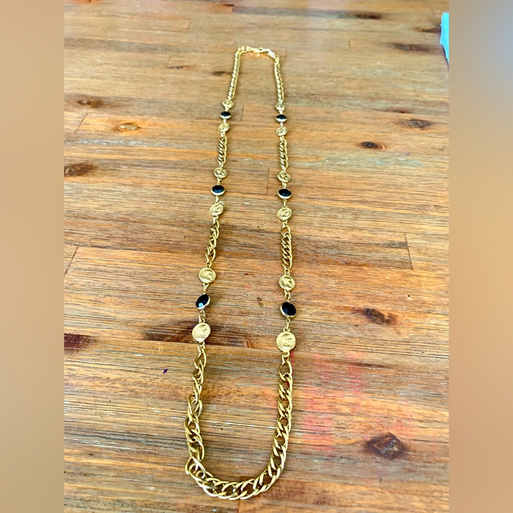 Elegant Gold and Black Chain Necklace